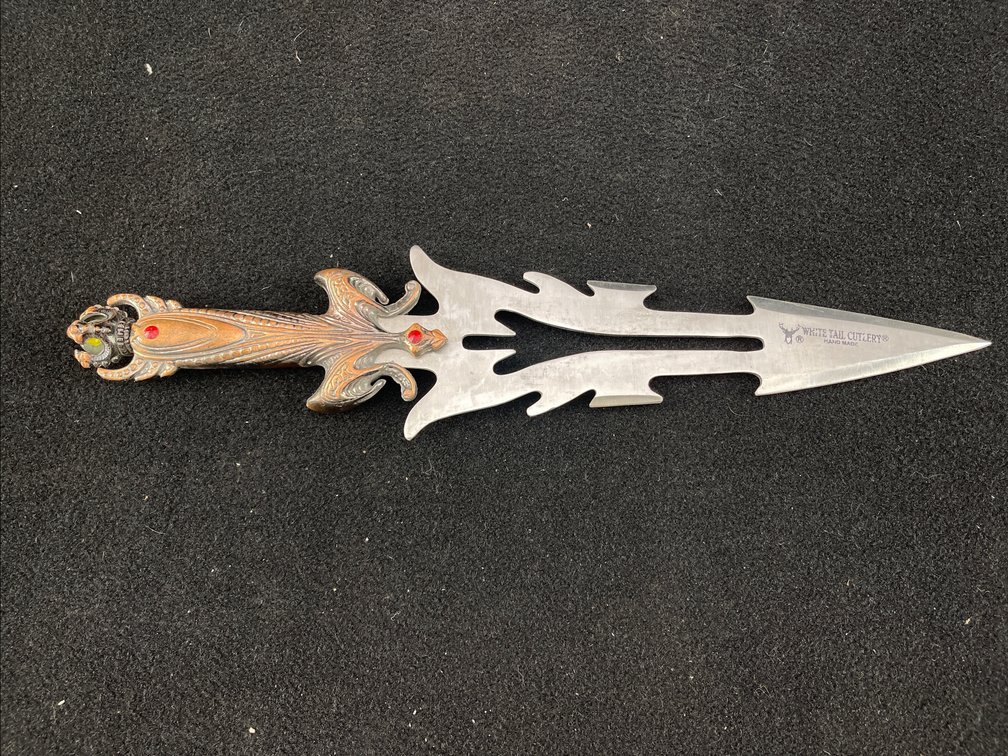 White Tail Cutlery Talisman Dagger