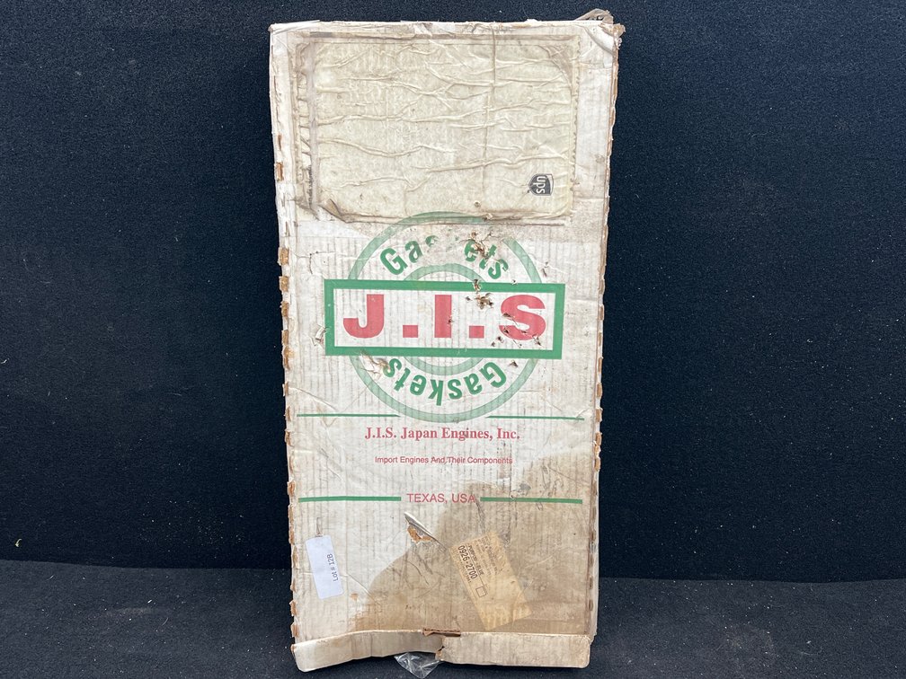 Box of Gaskets- Chrysler 420A Head Set