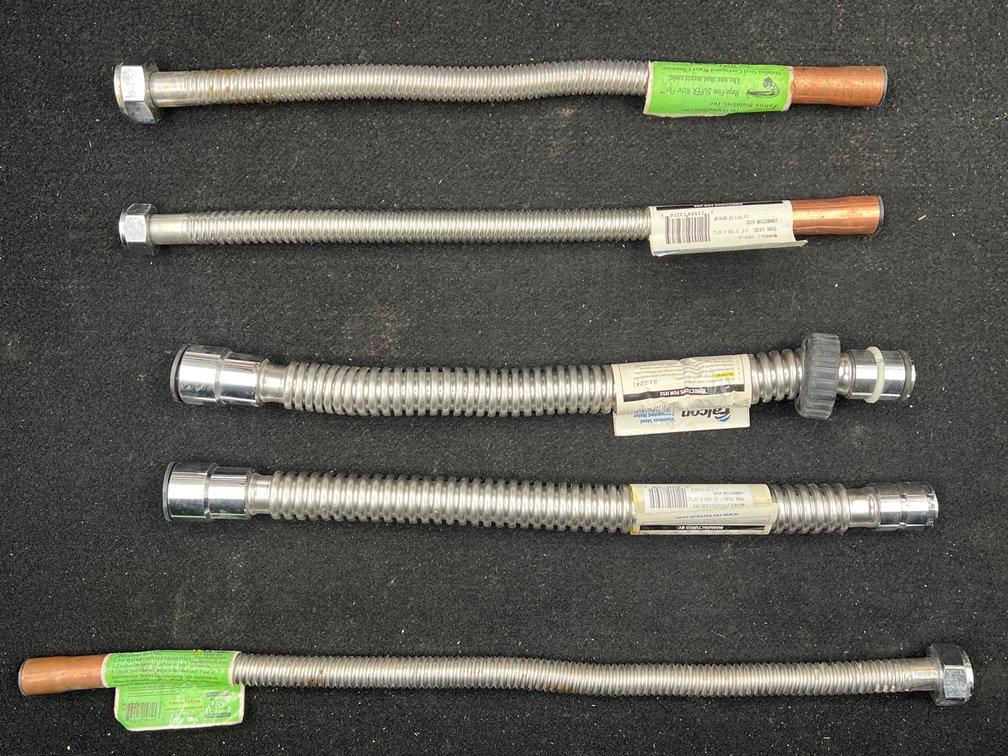 5 Corrugated Water Connectors
