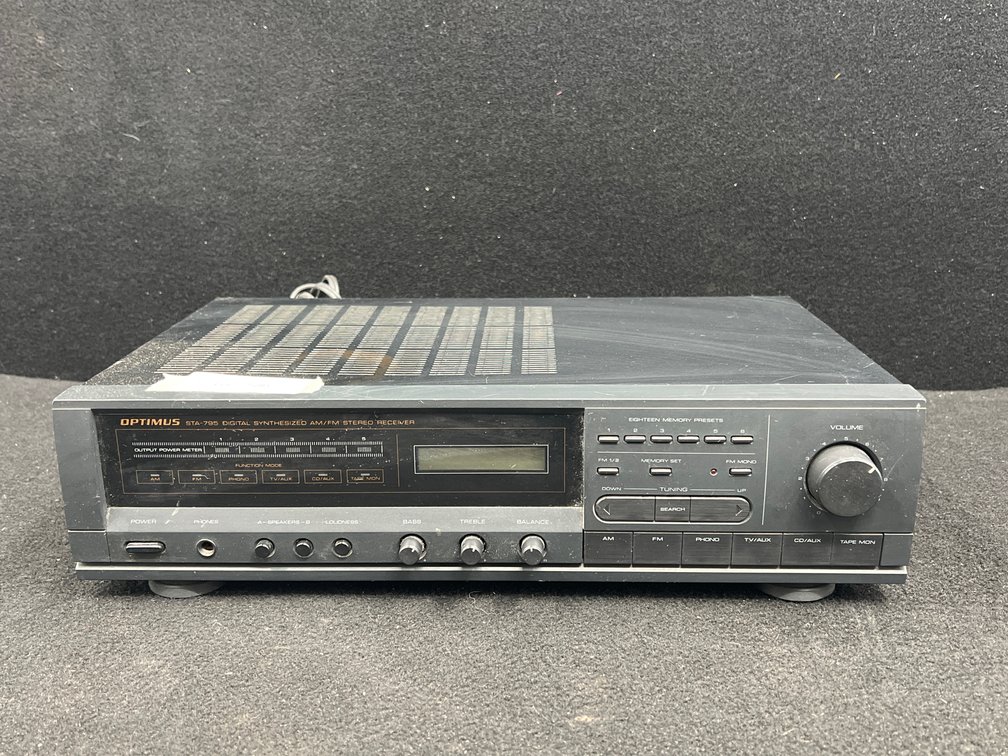 Optimus AM/FM Stereo Receiver