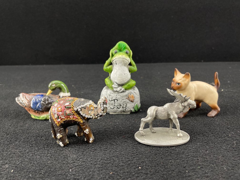 Collection of Small Animal Figurines