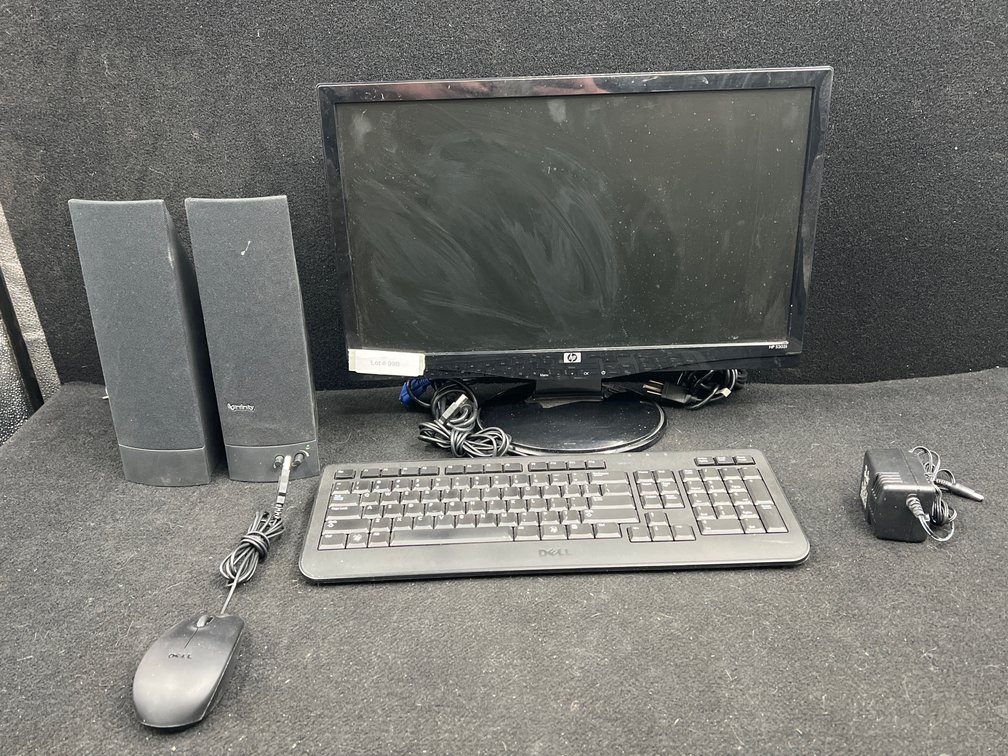 Hp Monitor, Infinity Pc Speakers, Dell Mouse, & Keyboard