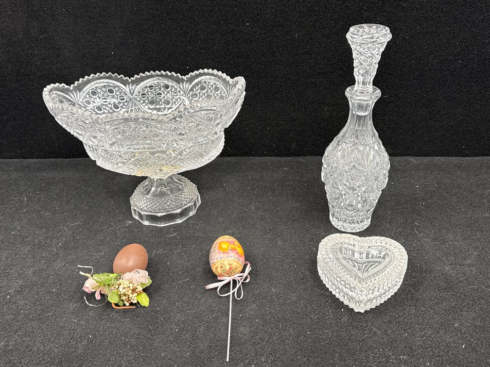 Decanter, Heart Tray, 2 Eggs, & Glass Bowl