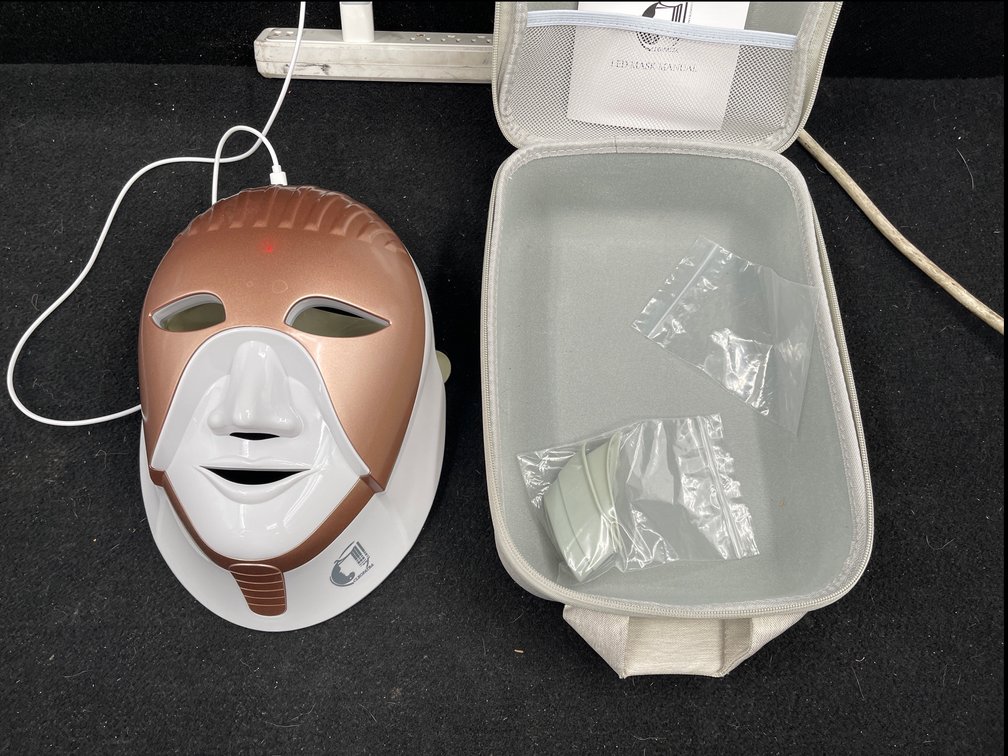 Cleopatra Led Face Mask