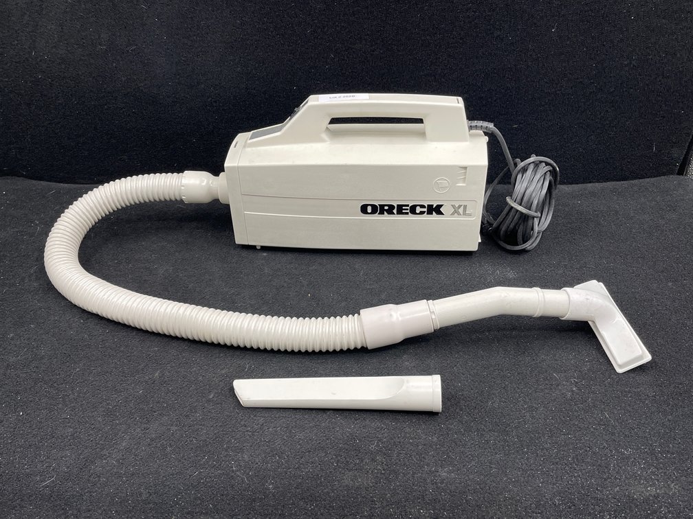 Oreck XL Vacuum Cleaner