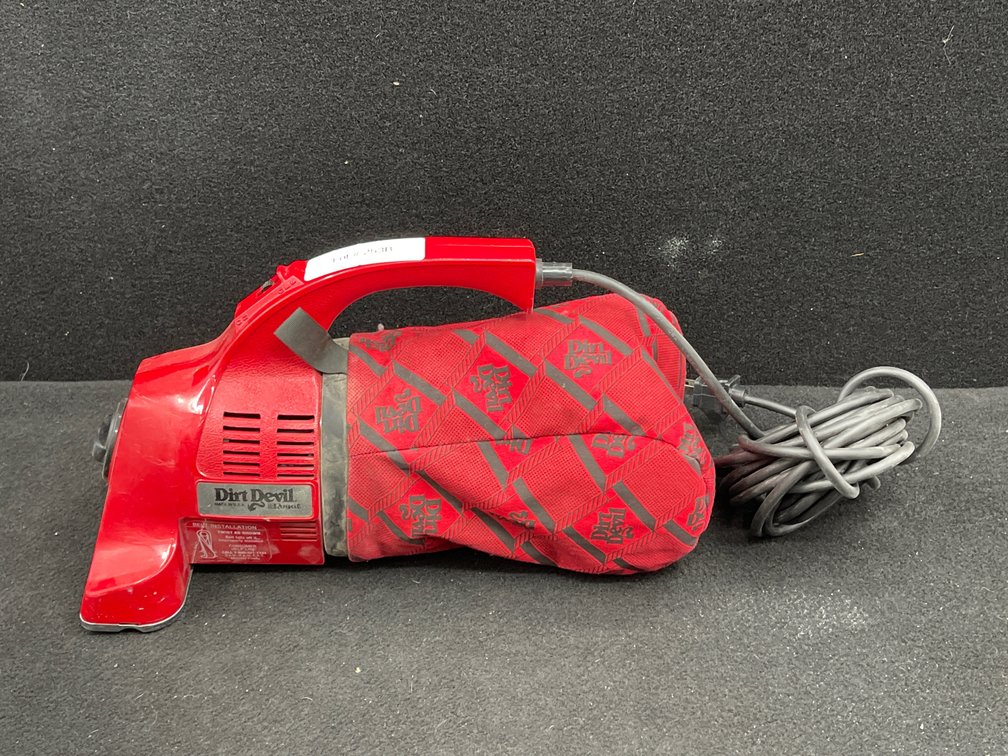 Dirt Devil Vacuum Cleaner