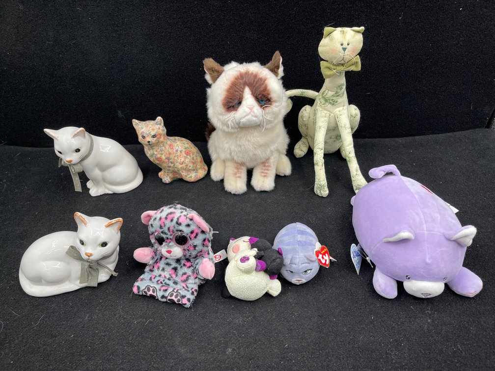 Cat Figs, & Stuffed Cats