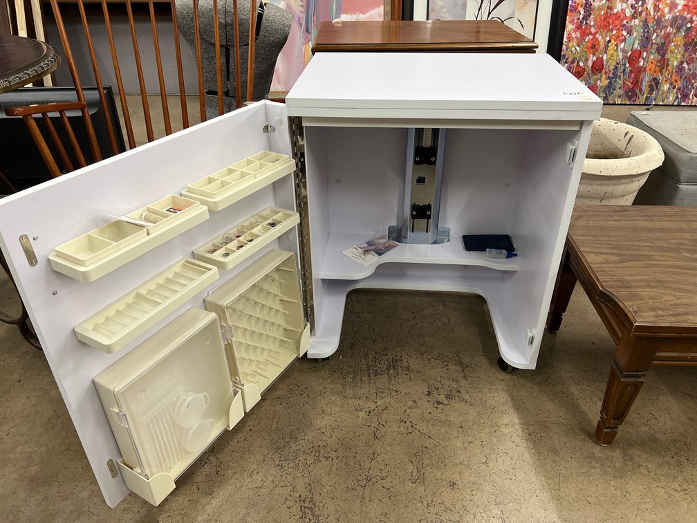 Compact Folding Sewing Machine Cabinet