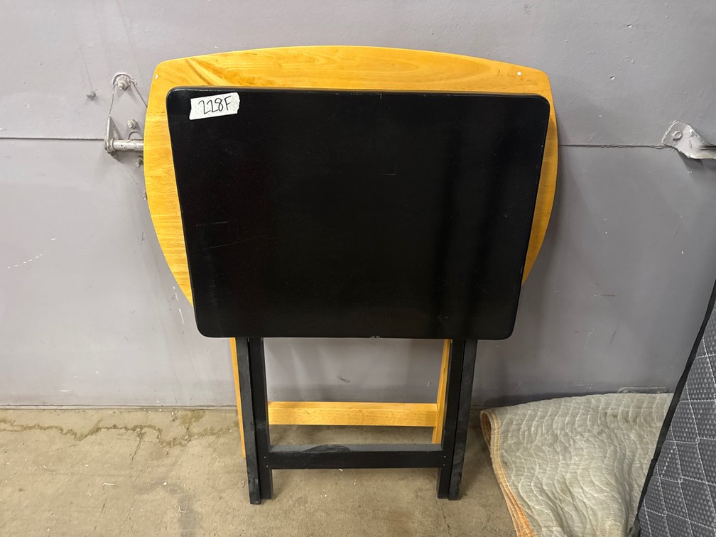 2 Tv Trays