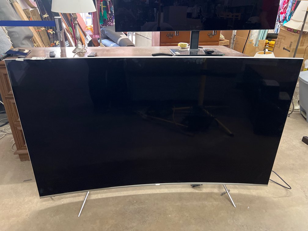 65" Samsung Curved 4k Smart TV