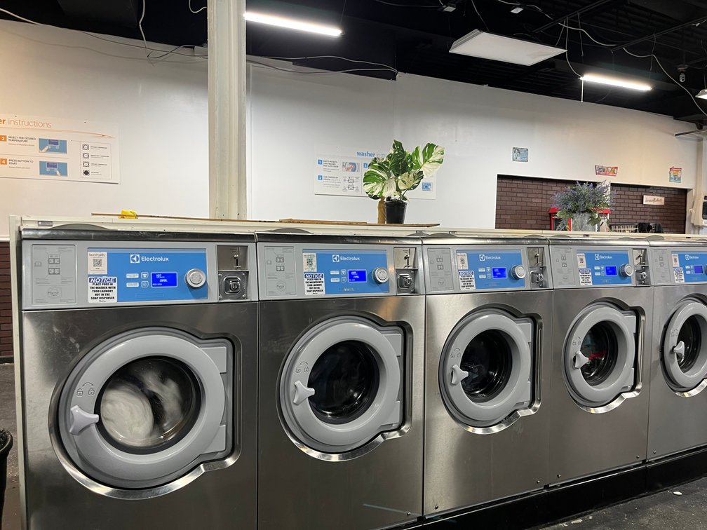 Image for CASHFLOW! ONLINE AUCTION! Laundromat and Real Estate Auction in Westover! Bidding is open now and begins closing on Thursday, March 26th, at 6:00 p.m.