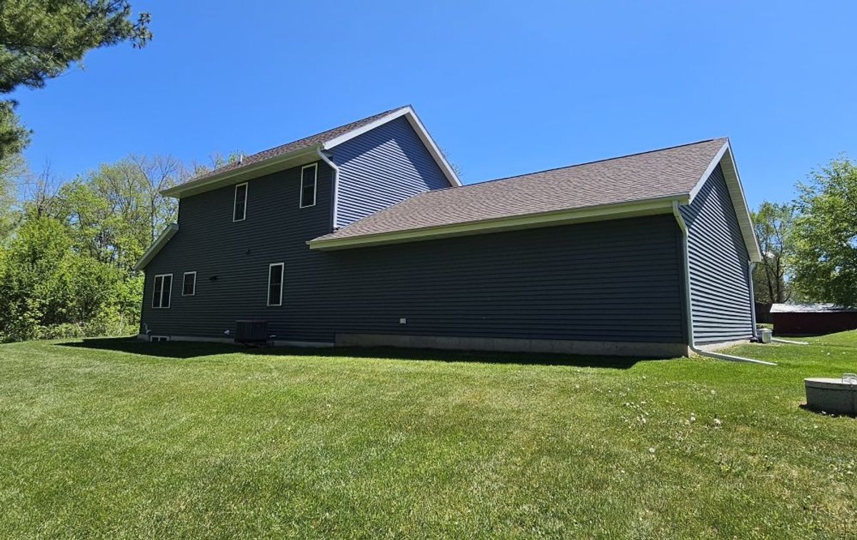 Image for 16+ Acres of Quiet Country Living