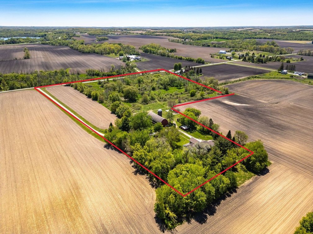 Image for 16+ Acres of Quiet Country Living
