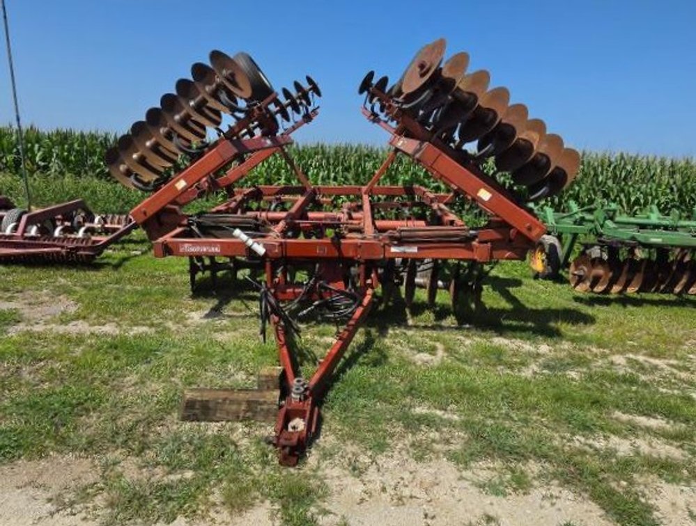 Kewanee 1200 Wing Disc