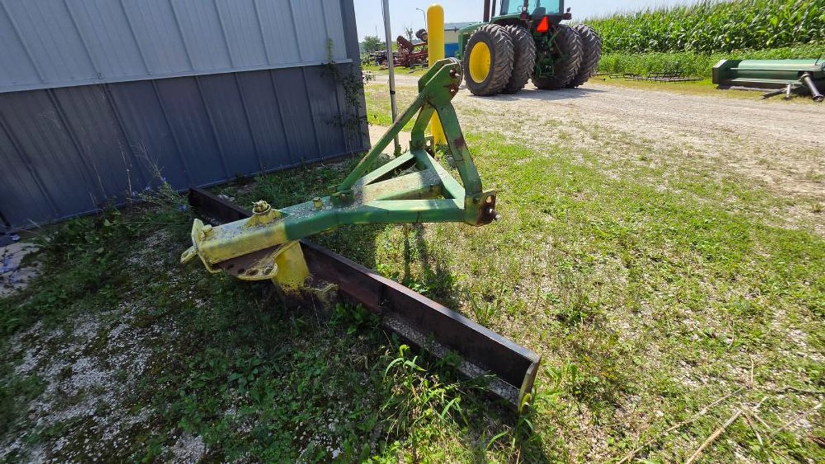 3 Pt 8' Back Blade