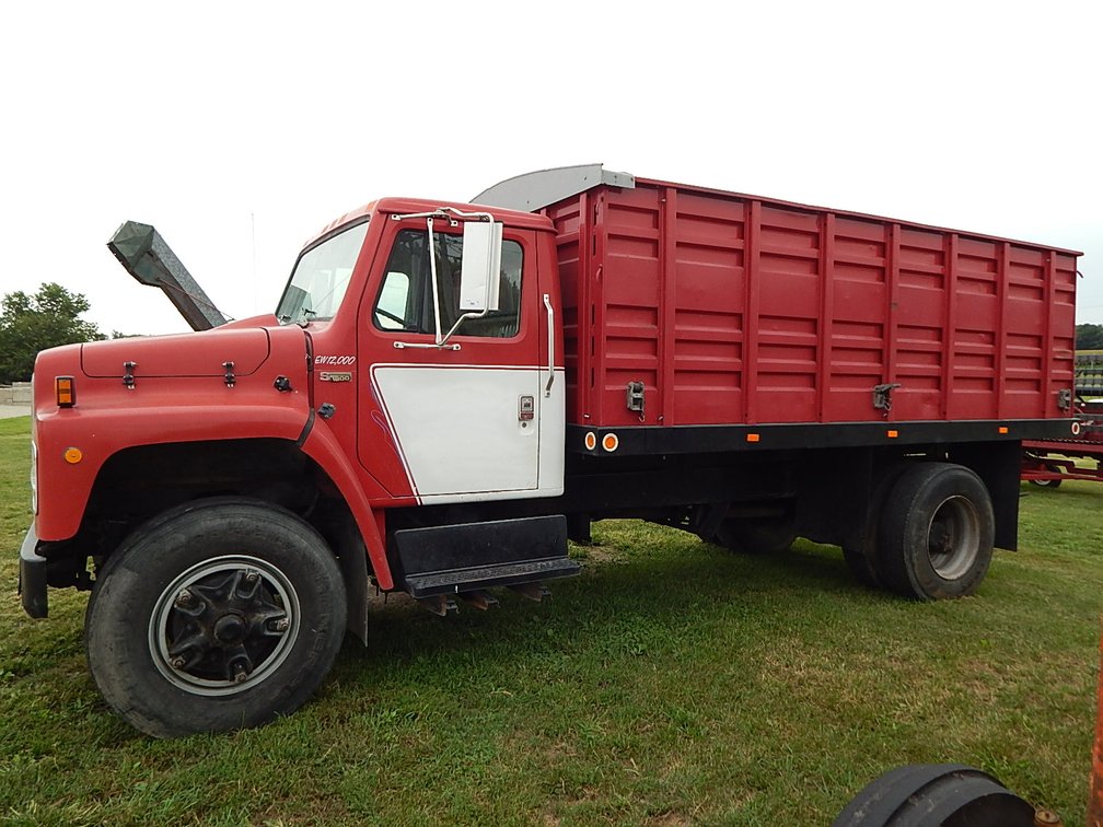 1979 International S1800 Single Axle Grain Truck (Has WI Title)