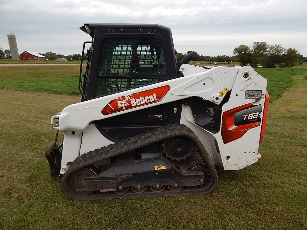 2022 Bobcat T62 R-Series skidloader
