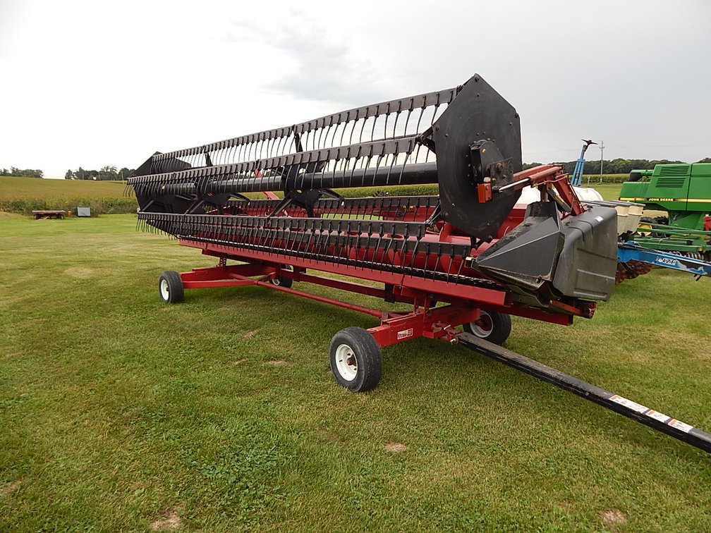 Case IH 1020 Grain Head with Cart