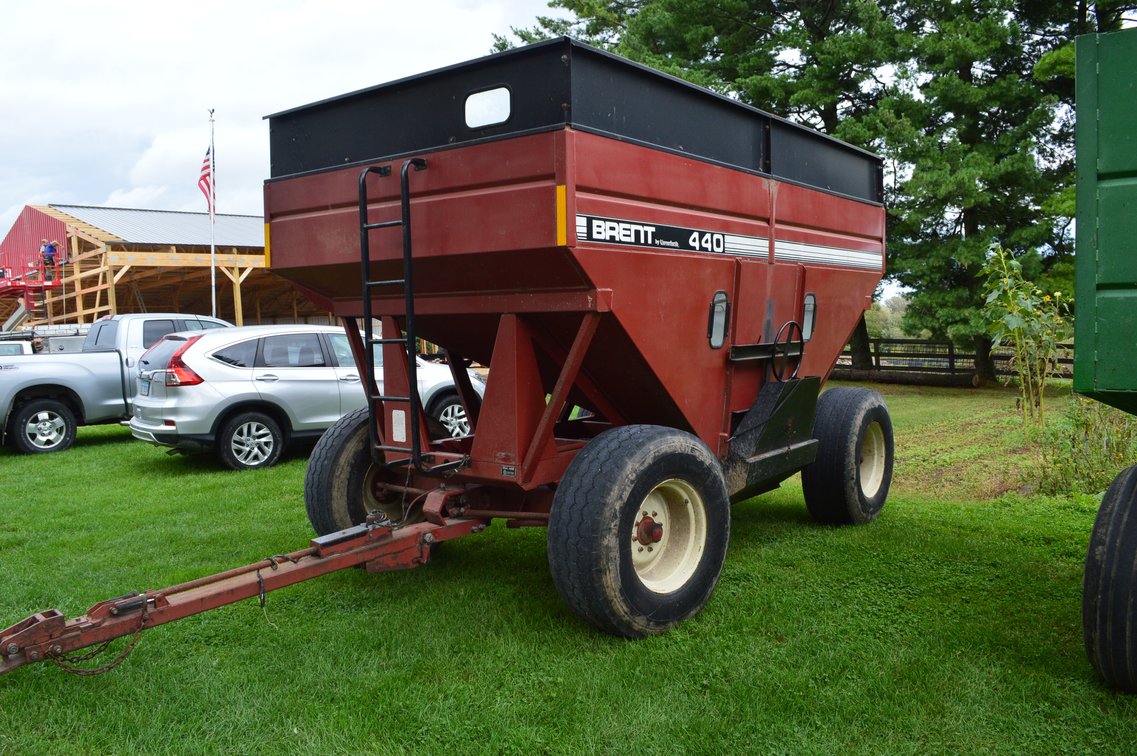Brent 440 Gravity Wagon (Offsite Franksville, WI)