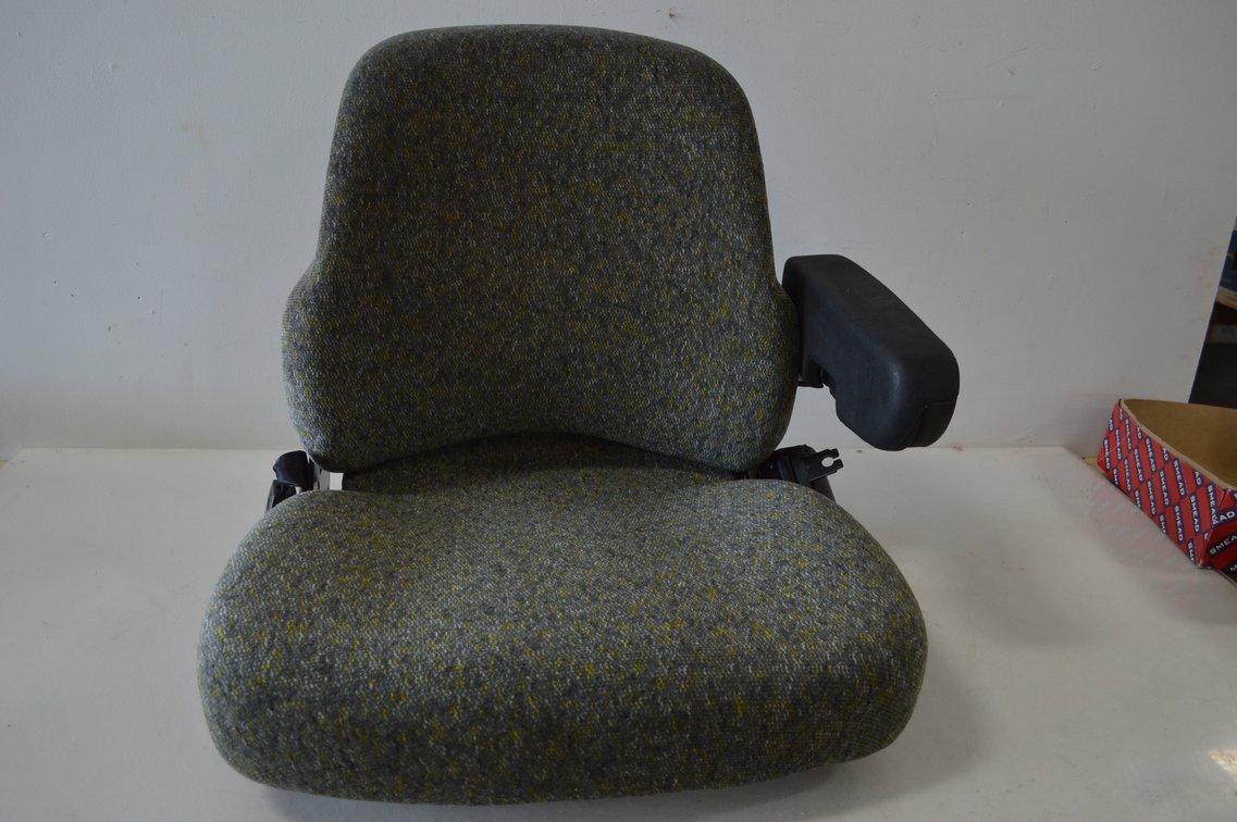 Case/New Holland Replacement Seat