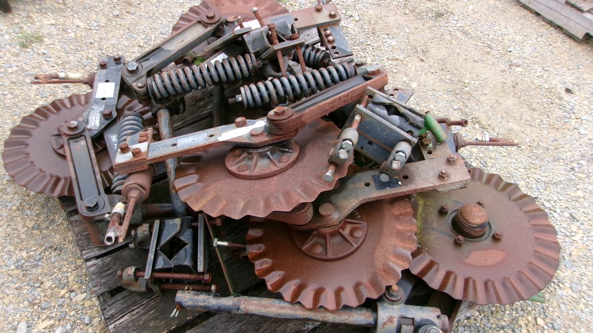 Yetter Coulters