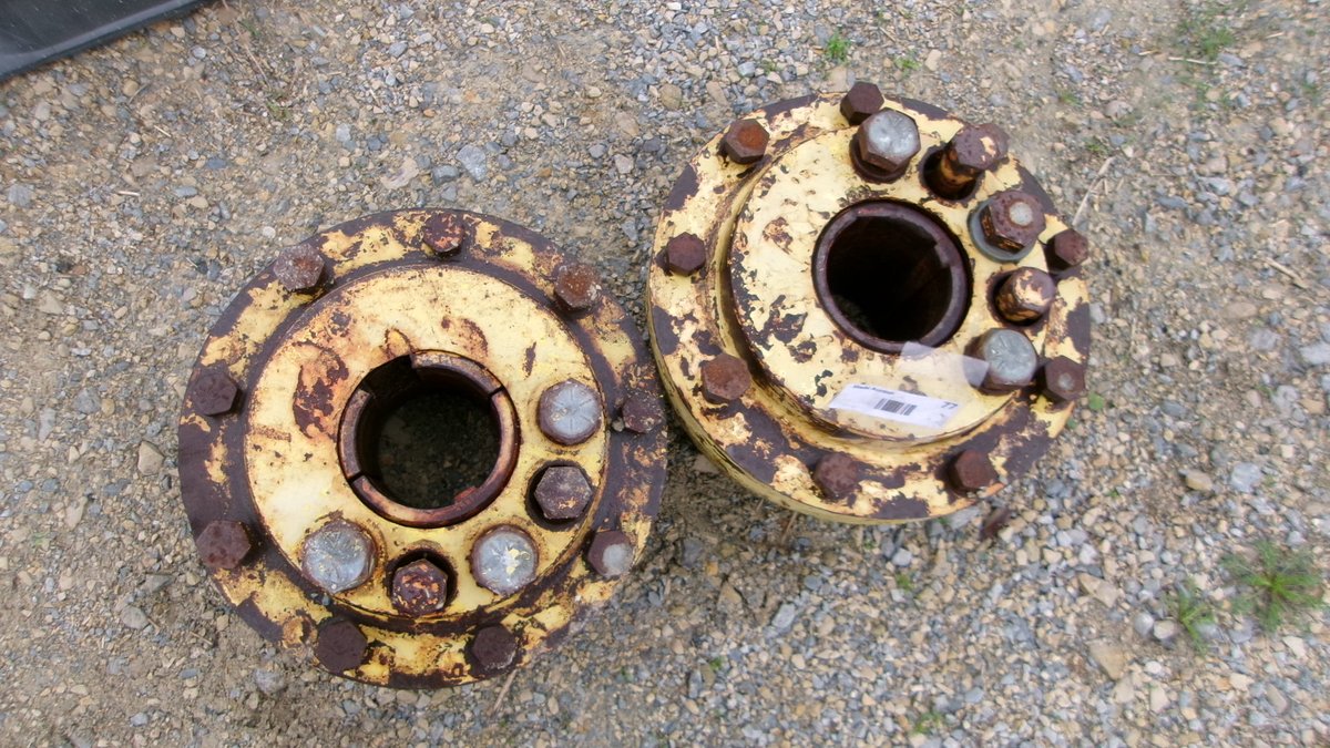 John Deere Wheel Hubs