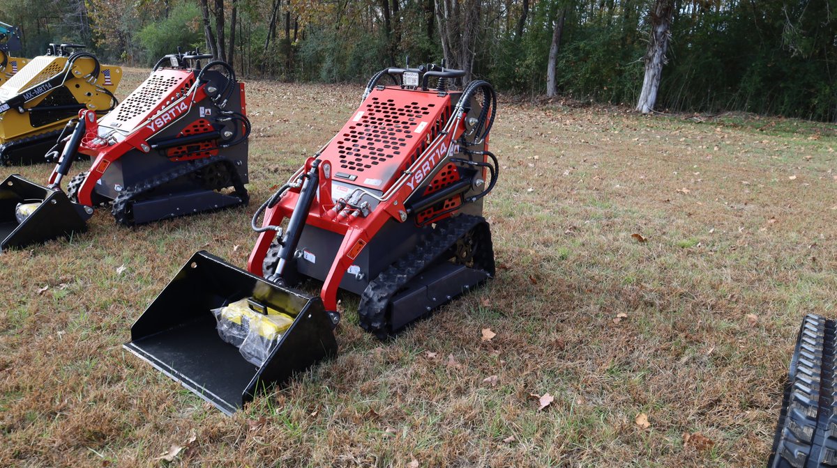 AGT Mini Track Skid Loader