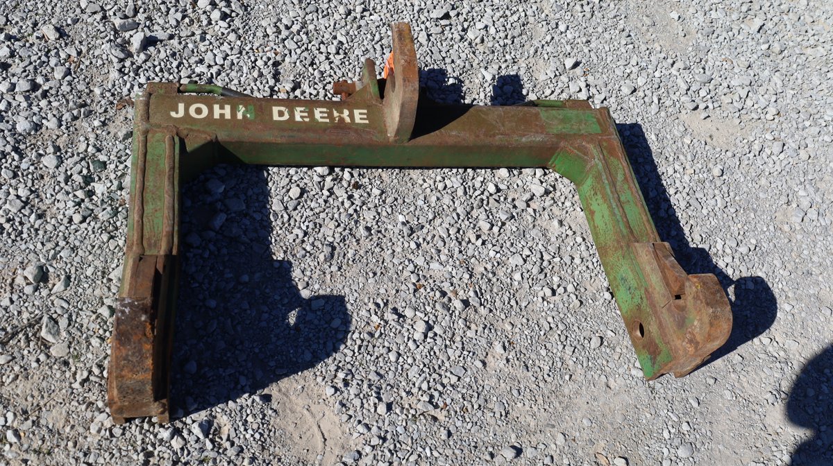 Quick Hitch John Deere