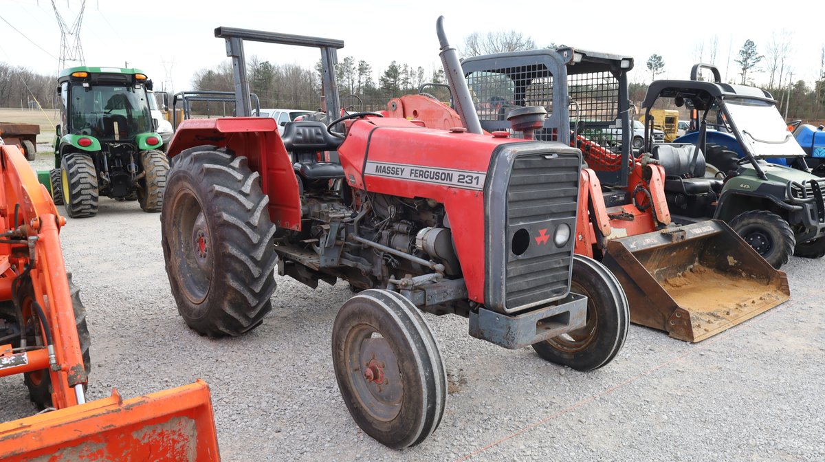 Massey Ferguson 231