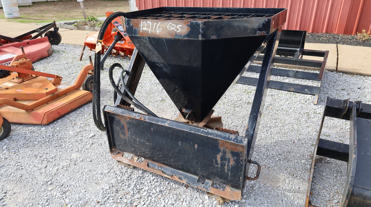Quick Attach Spreader