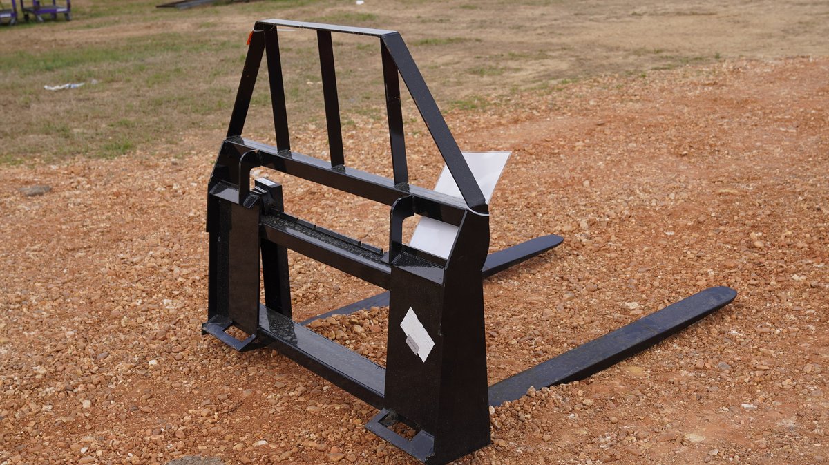 Pallet Forks Skid Steer Attach