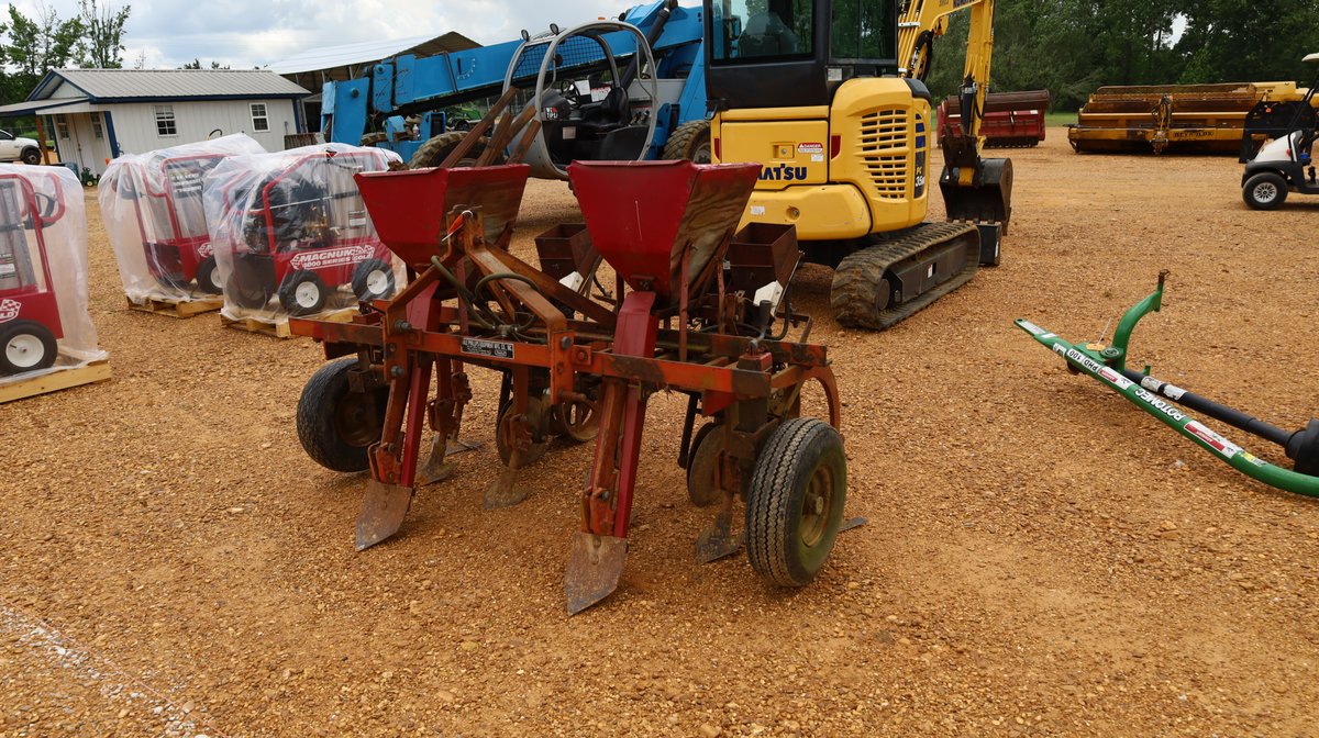 Dale Phillips Equipment 2 Row