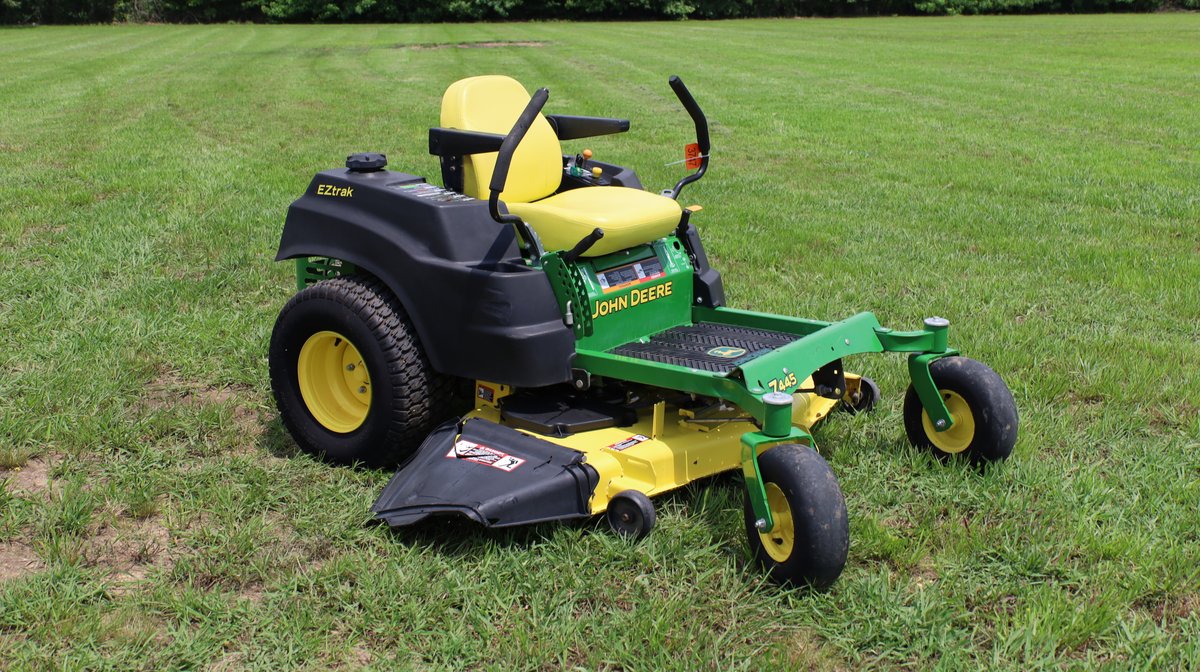 John Deere Z445