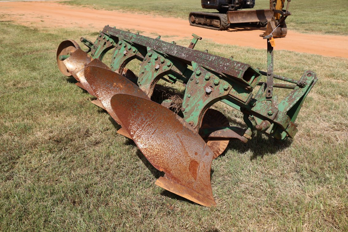 Breaking Plow 4 Bottom