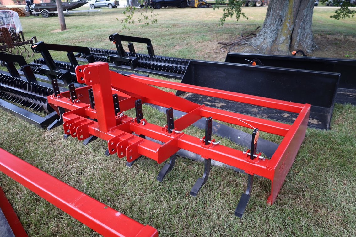 Land Plane w/ Rippers 8ft