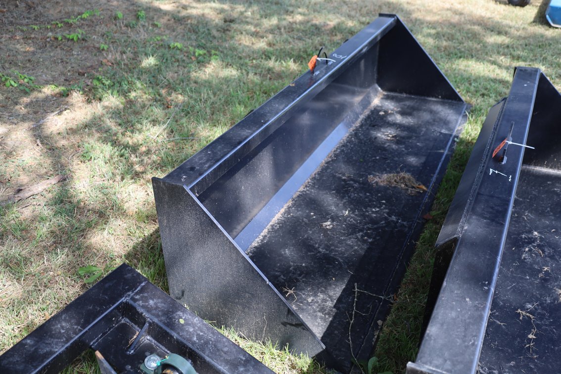 Skid Steer Bucket 8ft