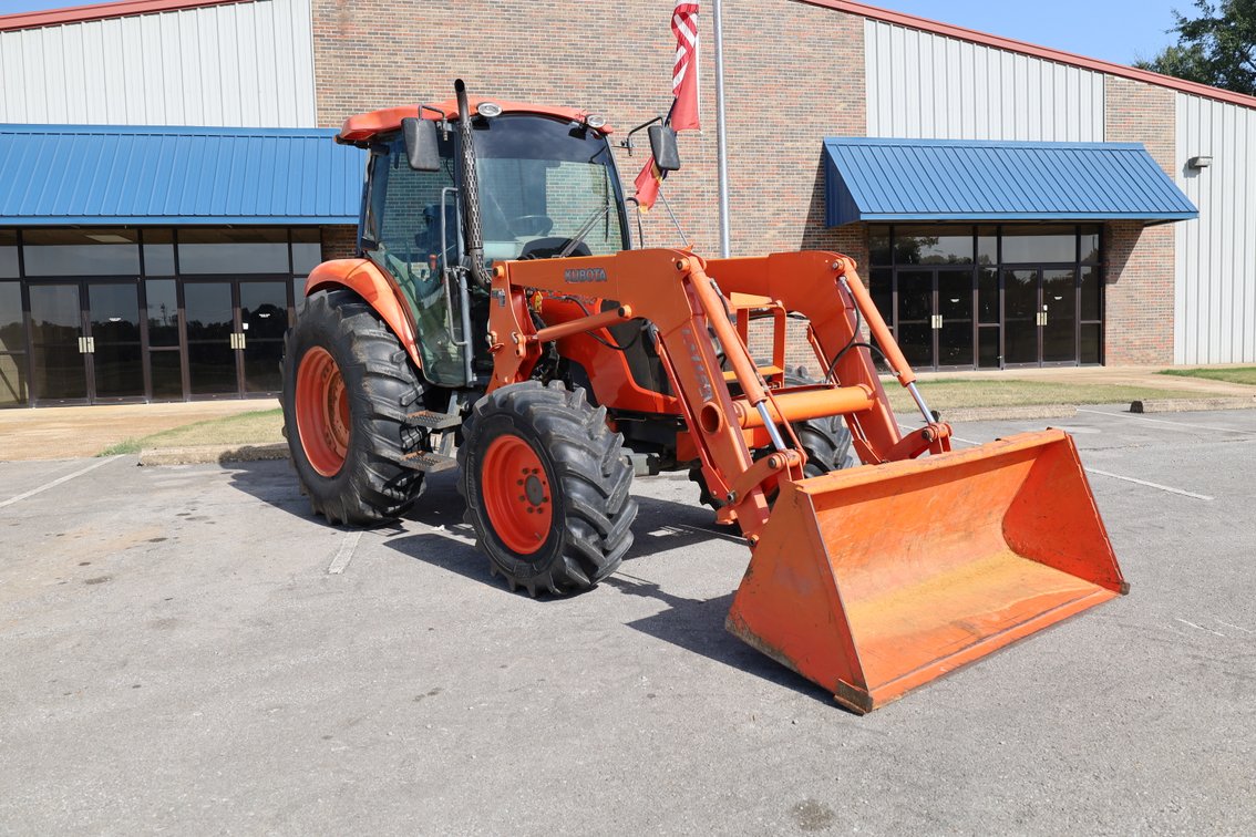 Kubota M7040