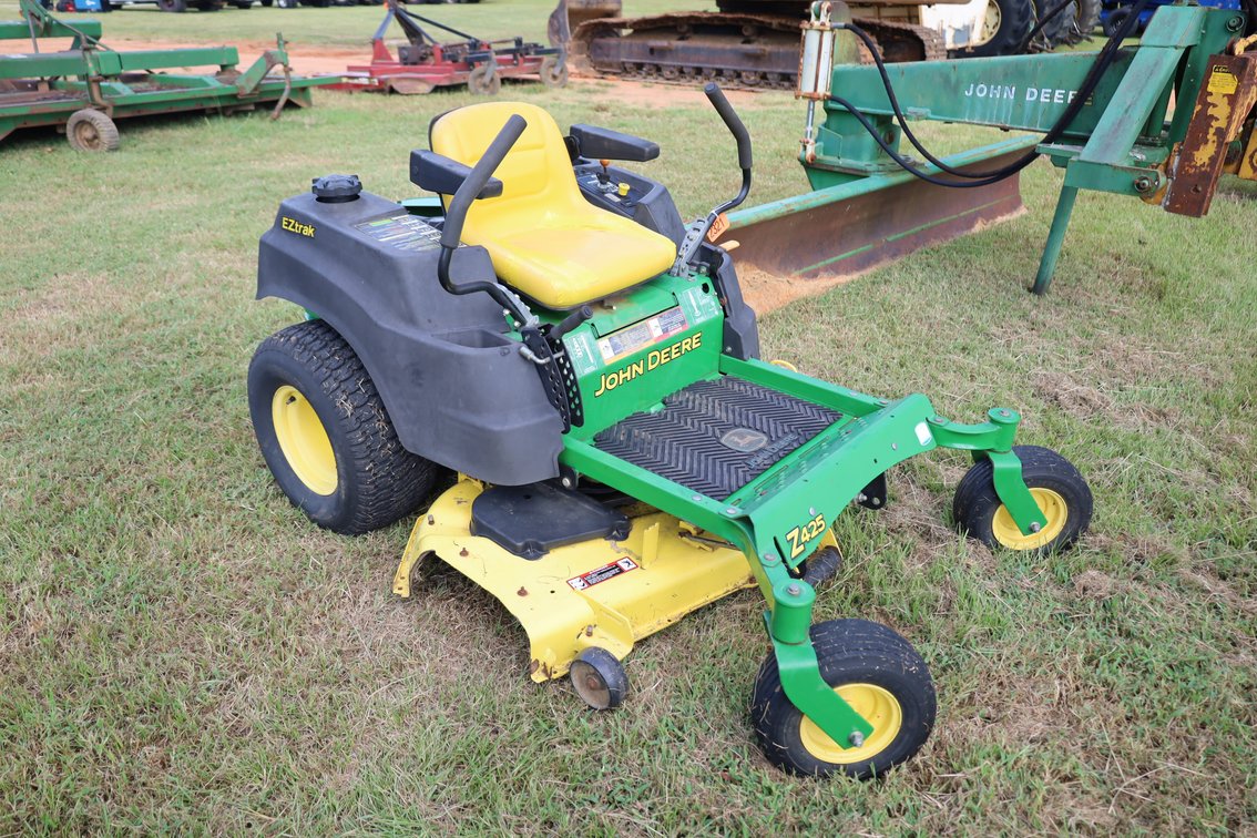 John Deere Z425