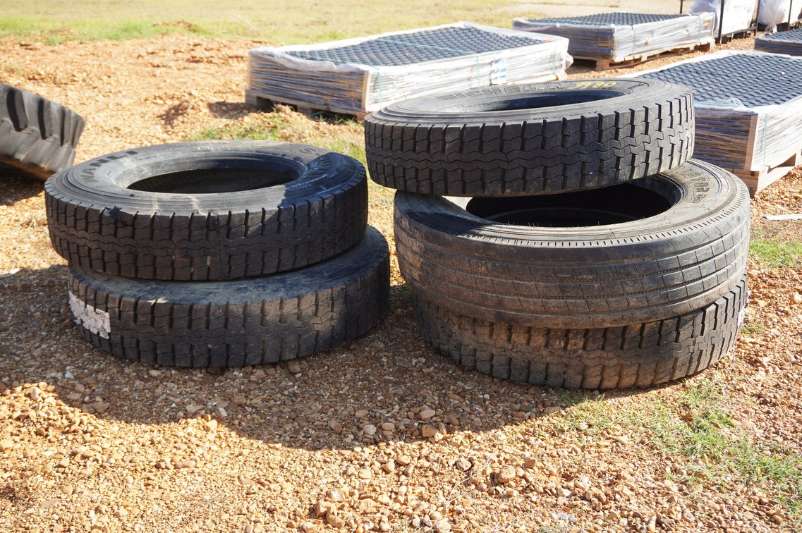 Truck Tires 22.5