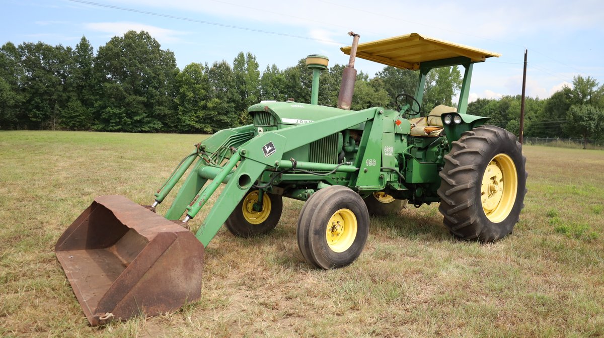John Deere 4020