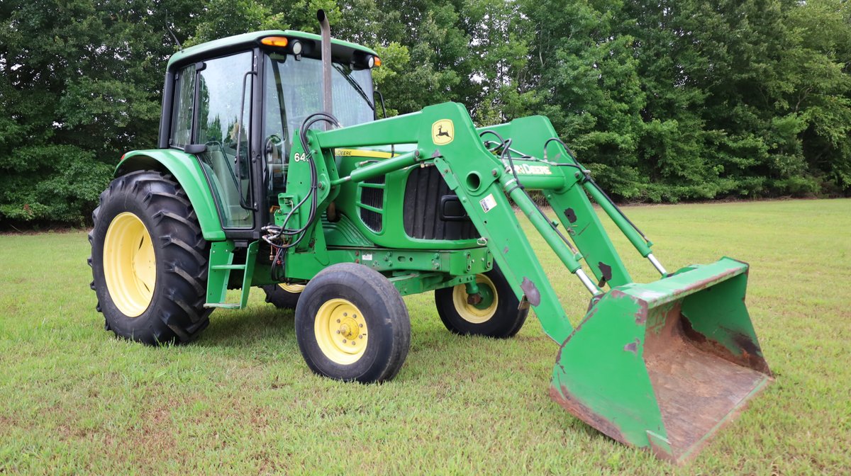 John Deere 6330