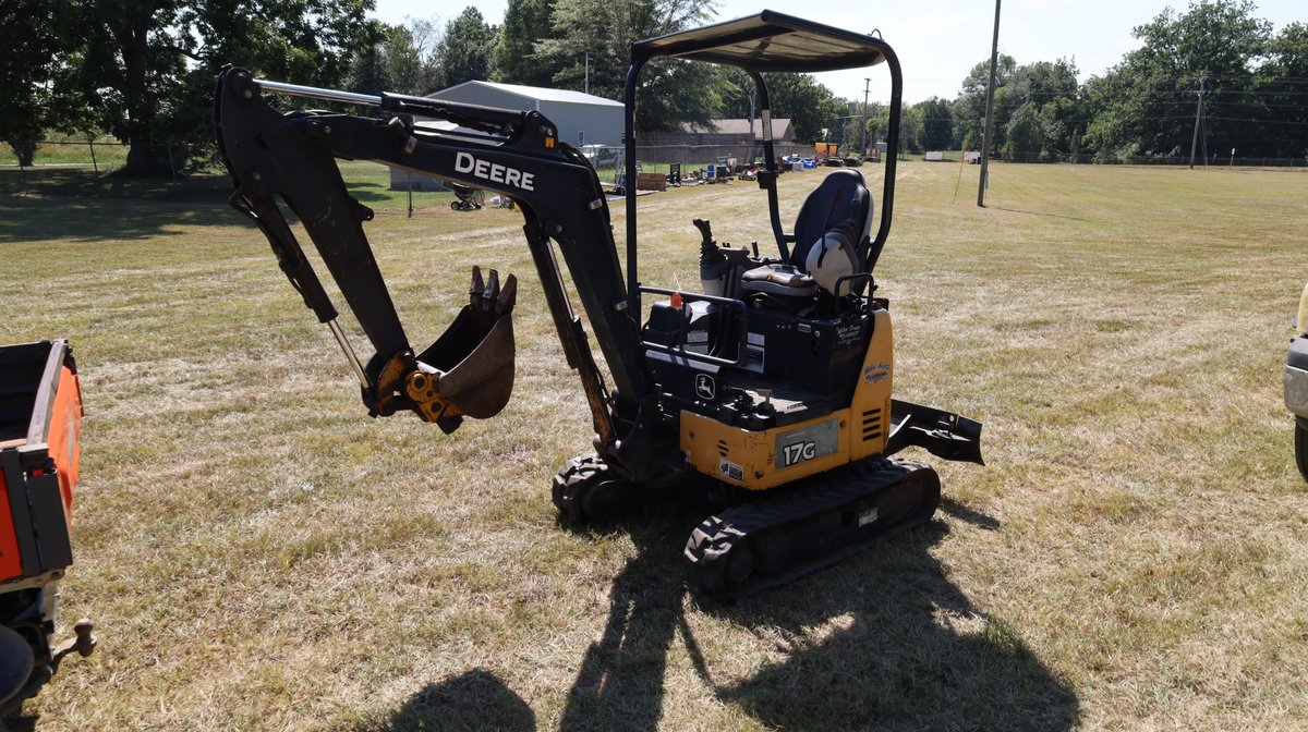 Deere 17G