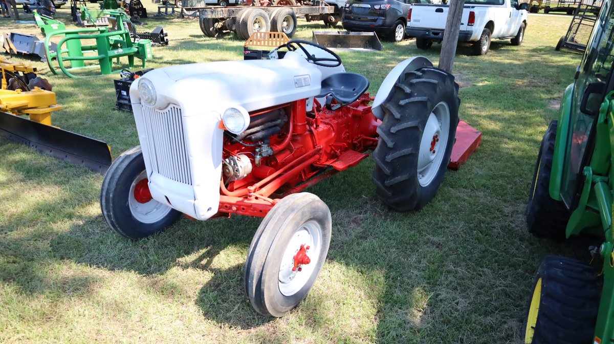 Ford 8N