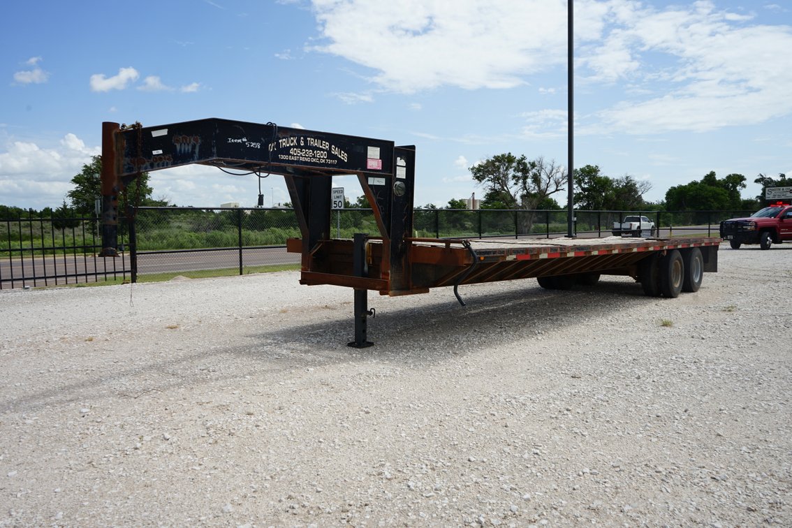 2008 OK Truck & Trailers 30' Gooseneck 