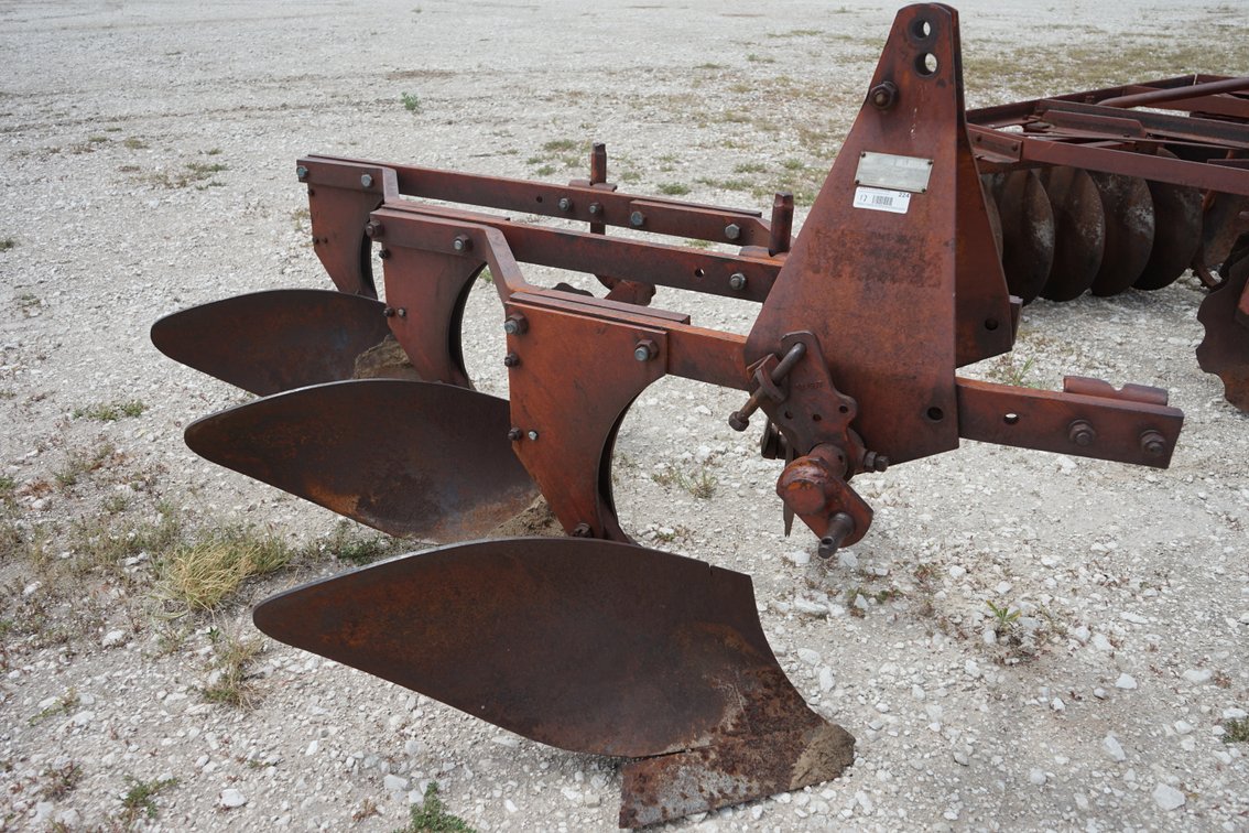 Ford 3pt 3 Bottom Plow