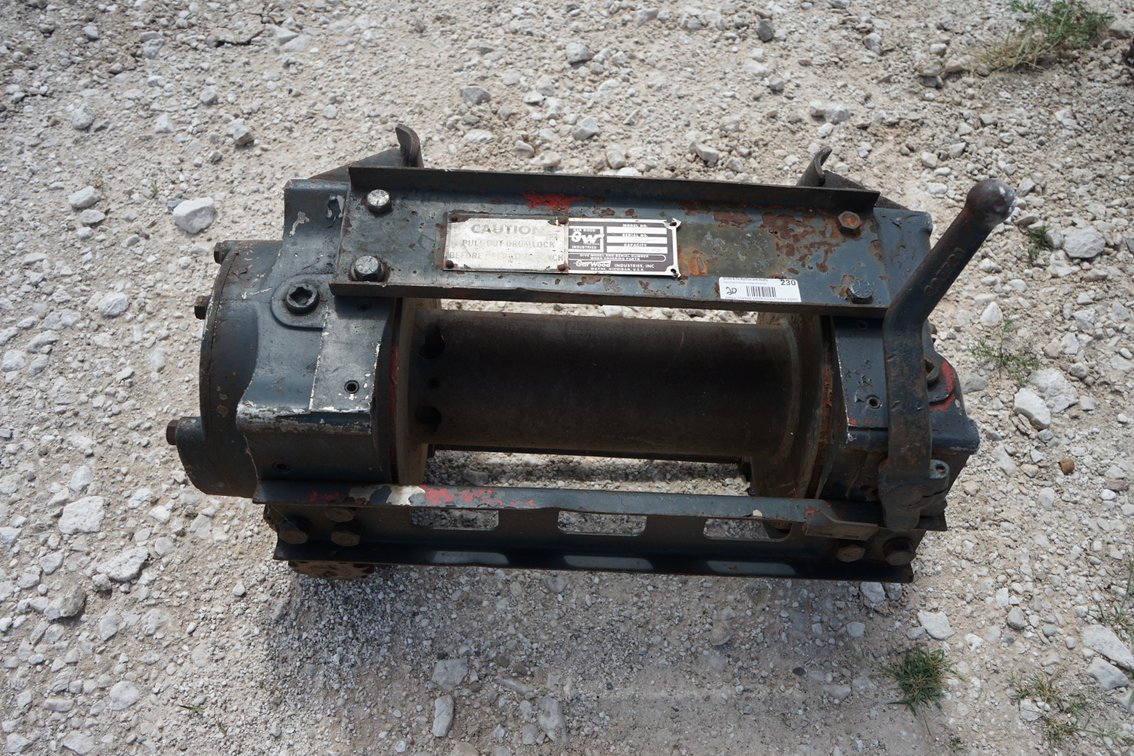 Gar Wood 10,000 1B Winch Mount