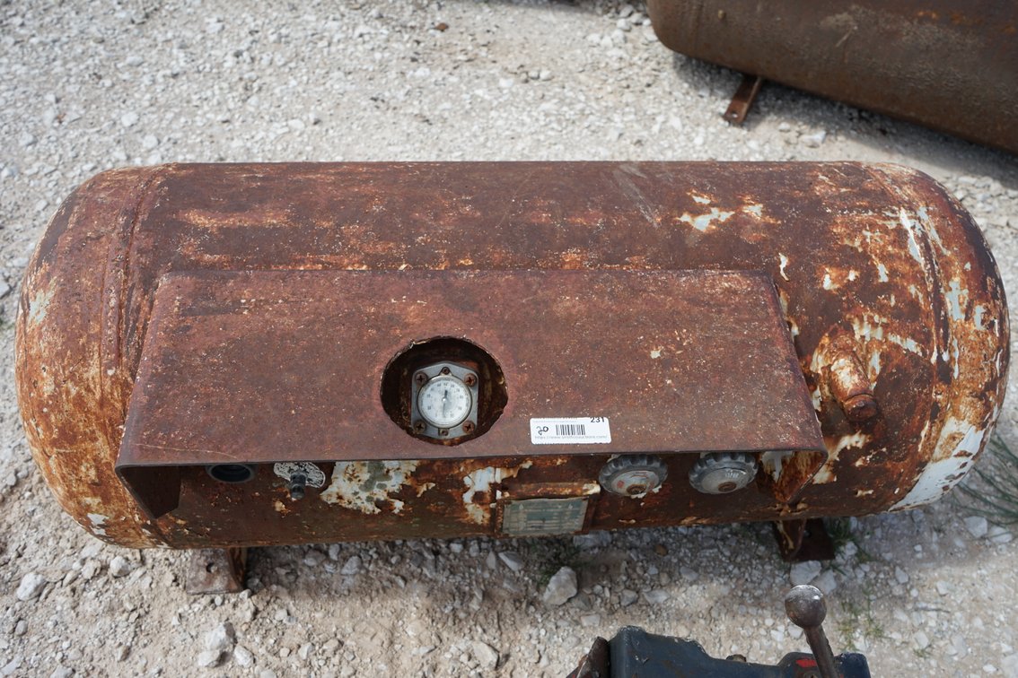 Haltom Truck Propane Tank