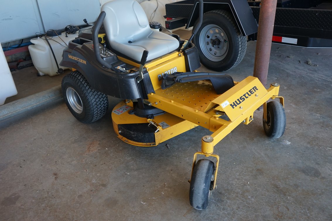 2016 Hustler Raptor Zero Turn Mower