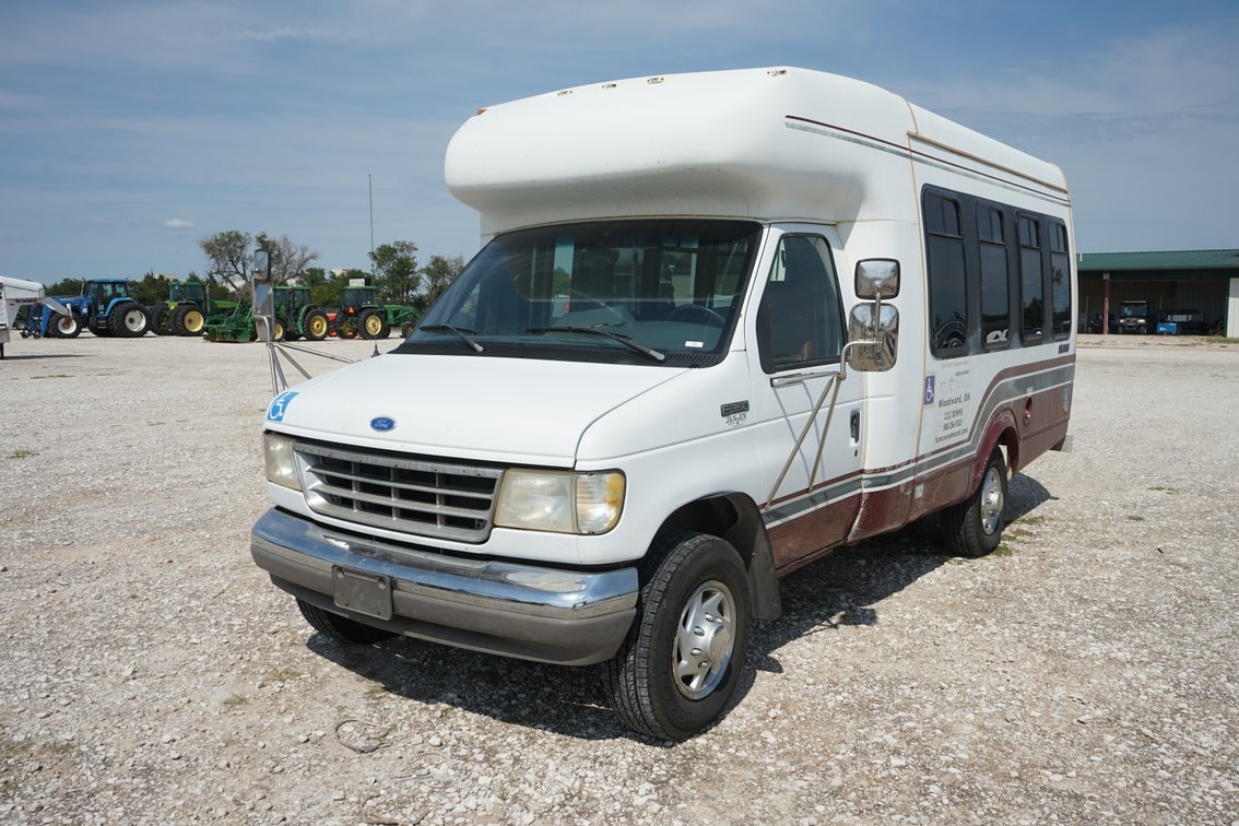 1995 Ford Passenger Bus