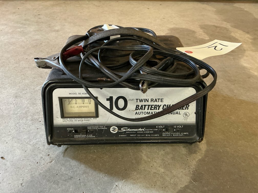 Schumacher battery charger, 10 amp